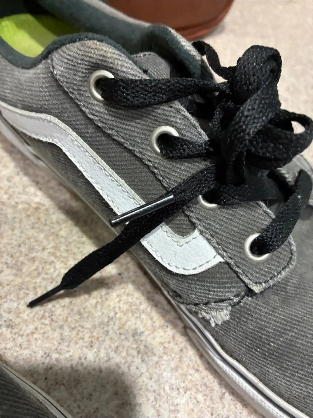 Vans Men’s Gray Canvas Low-Top Sneakers Size 13